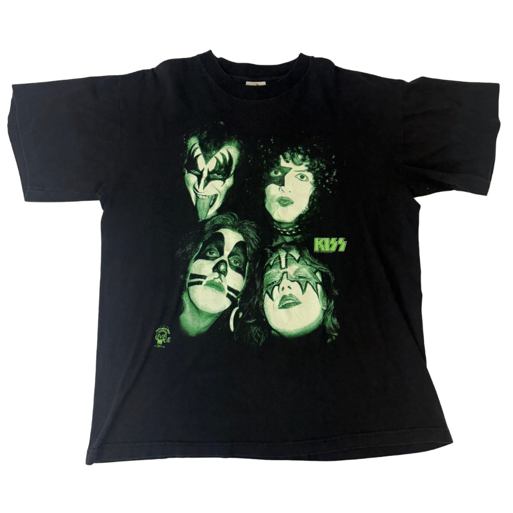 Kiss Tee - L